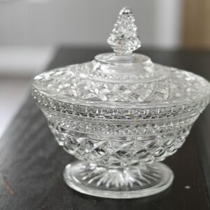Vintage Anchor Hocking Wexford Crystal Glass Candy Bowl/Serving Dish with Lid